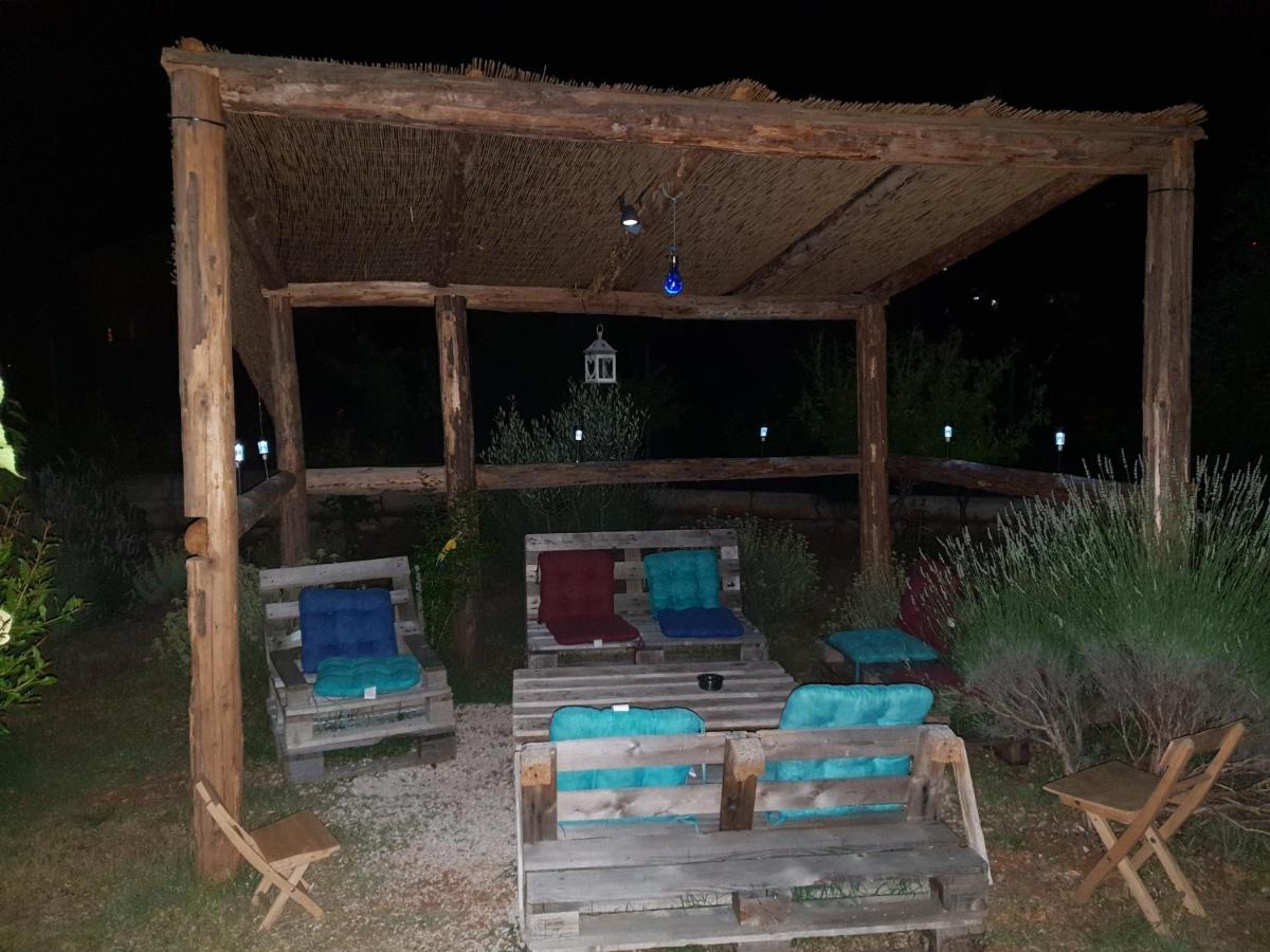 Apartment Mali Lovre *