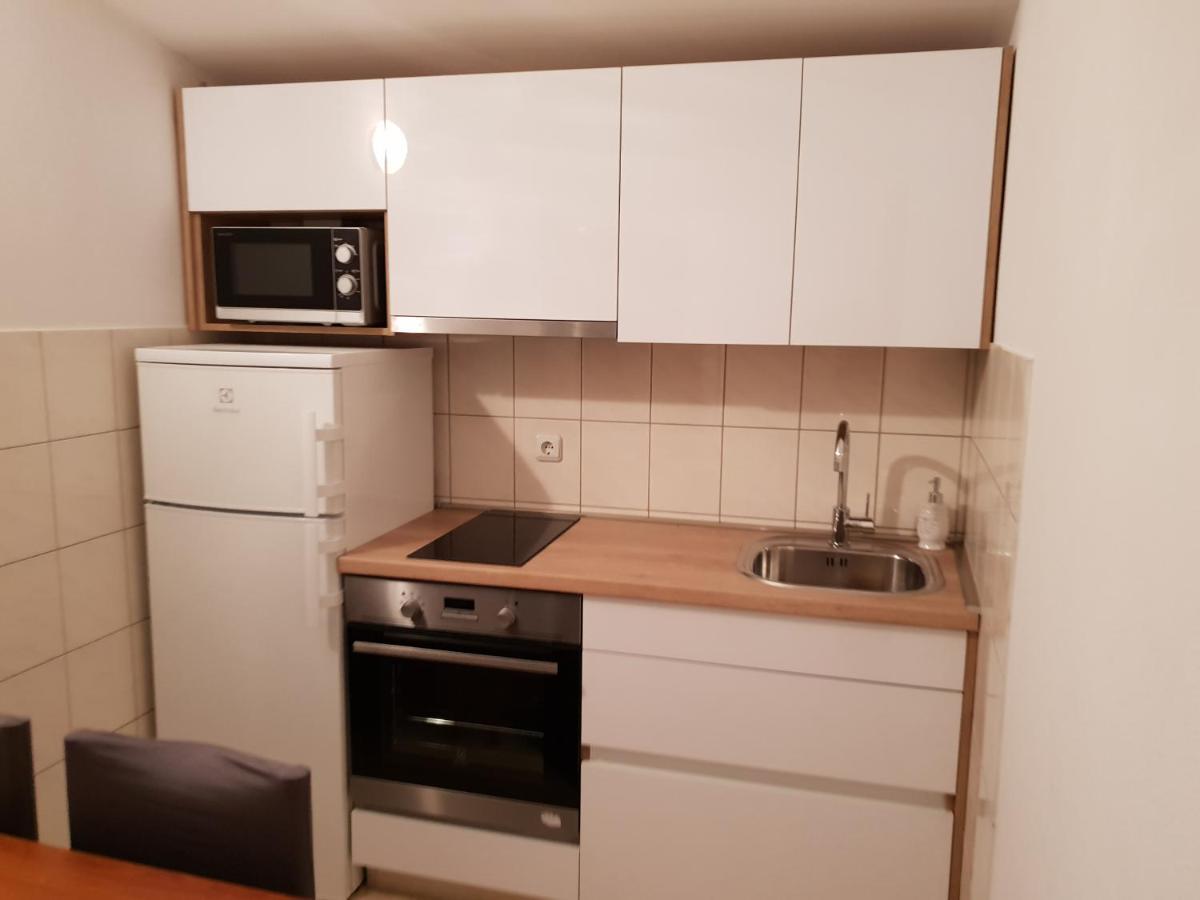 Apartment Mali Lovre